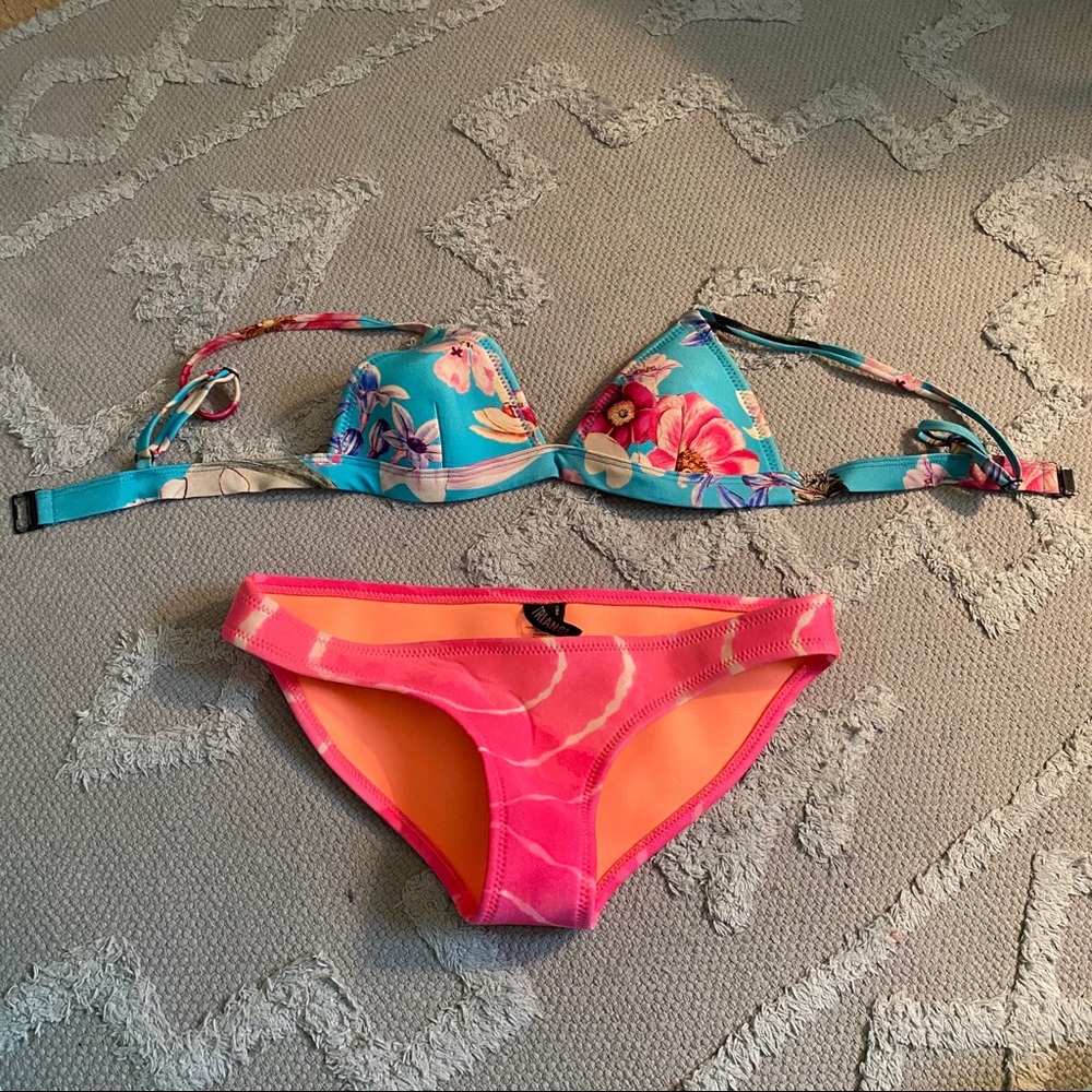 Triangl lotte bonbon